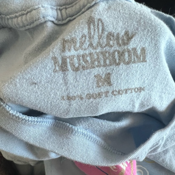 Mellow Mushroom T-Shirt Size Medium - Picture 3 of 3